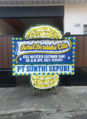 Papan Bunga Duka di Datuk Bandar Timur