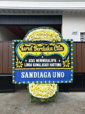 Papan Bunga Duka di Datuk Bandar Timur